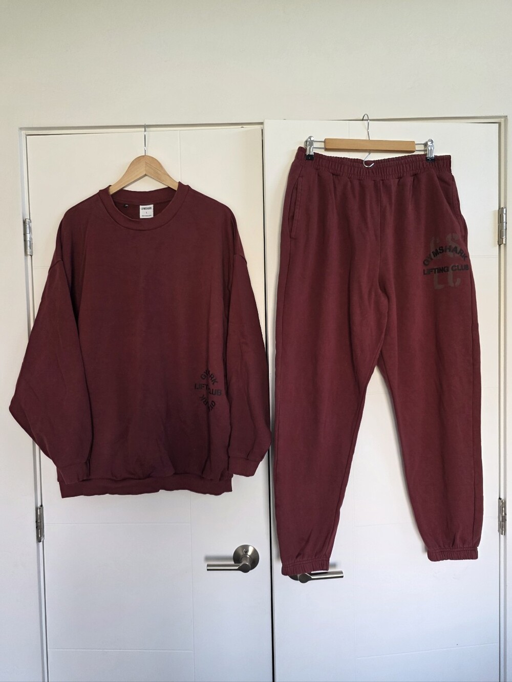 gymshark lifting club sweatshirt and sweatpants set